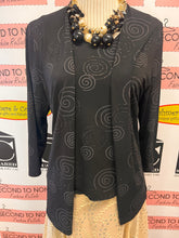 Charger l'image dans la galerie, VMI 2 PC Black Swirl Tank & Cardigan (Size M/L)