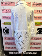 Cargar imagen en el visor de la galería, Cotton Battenberg Lace Tunic-Length Shirt