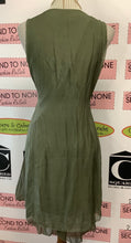 Load image into Gallery viewer, Ambra Green Maxi Dress (Size L)