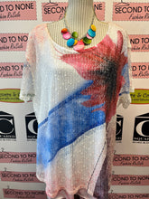 Cargar imagen en el visor de la galería, Large Floral Net Overlay Tunic Top (Size 18)