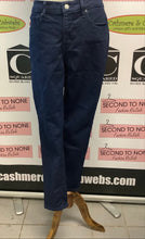 Load image into Gallery viewer, Levi Strauss Dark Wash Jeans (Size W30/L30)