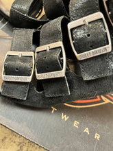 Cargar imagen en el visor de la galería, Harley Davidson Gladiator Heels With Box (Size 9)