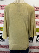 Cargar imagen en el visor de la galería, Golden Batwing Blouse (Size M)