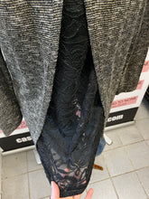 Cargar imagen en el visor de la galería, Bronze Metallic Split Back Lace Top (Size L)