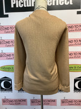 Cargar imagen en el visor de la galería, TanJay Bronze Cardigan With Black Vines (Size 14)