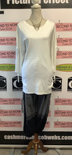 Cargar imagen en el visor de la galería, Zara White Tunic (Size M)
