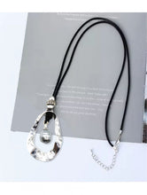 Charger l'image dans la galerie, Long Necklace with Drop Pearl (2 Colors)