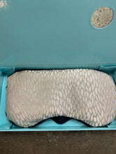 Cargar imagen en el visor de la galería, Antifaz para dormir con aromaterapia (3 colores)