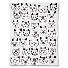 Cargar imagen en el visor de la galería, Manta de algodón con caras de gato (¡solo queda 1!)