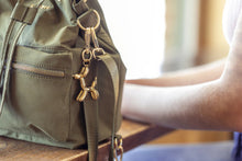 Charger l'image dans la galerie, Kedzie Bag Charms (Seulement 8 styles restants !)