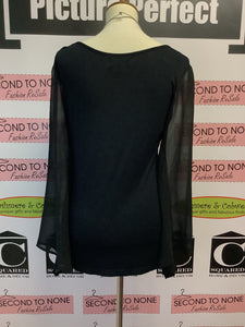 Nado Sheer Sleeve Top (Size L)