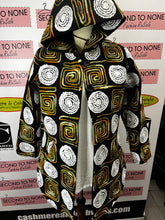 Cargar imagen en el visor de la galería, Graphic Stitch-Detail Jacket/Coat (Only 2 Left!)
