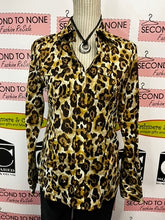 Charger l&#39;image dans la galerie, Michael Kors Animal Print Cotton Shirt (Size 4)
