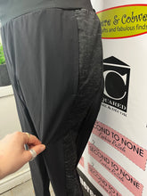 Charger l&#39;image dans la galerie, Adidas Supernova Pants (Size L)
