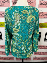 Load image into Gallery viewer, Blue Paisley Top (Size L)
