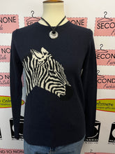 Cargar imagen en el visor de la galería, Banana Republic Zebra Wool Sweater (Size S)
