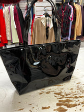 Charger l'image dans la galerie, Givenchy Glossy Tote Bag

