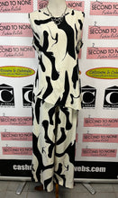 Load image into Gallery viewer, B&amp;W Abstract Print Outfit Set (Size XL)
