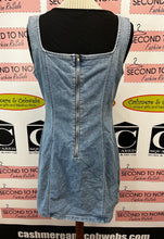 Cargar imagen en el visor de la galería, Bluenotes Denim Mini Dress (Size M)

