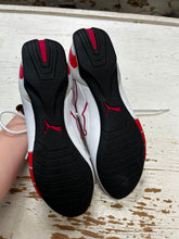 Charger l'image dans la galerie, Puma Future Cat M2 Sneakers (Size 9)
