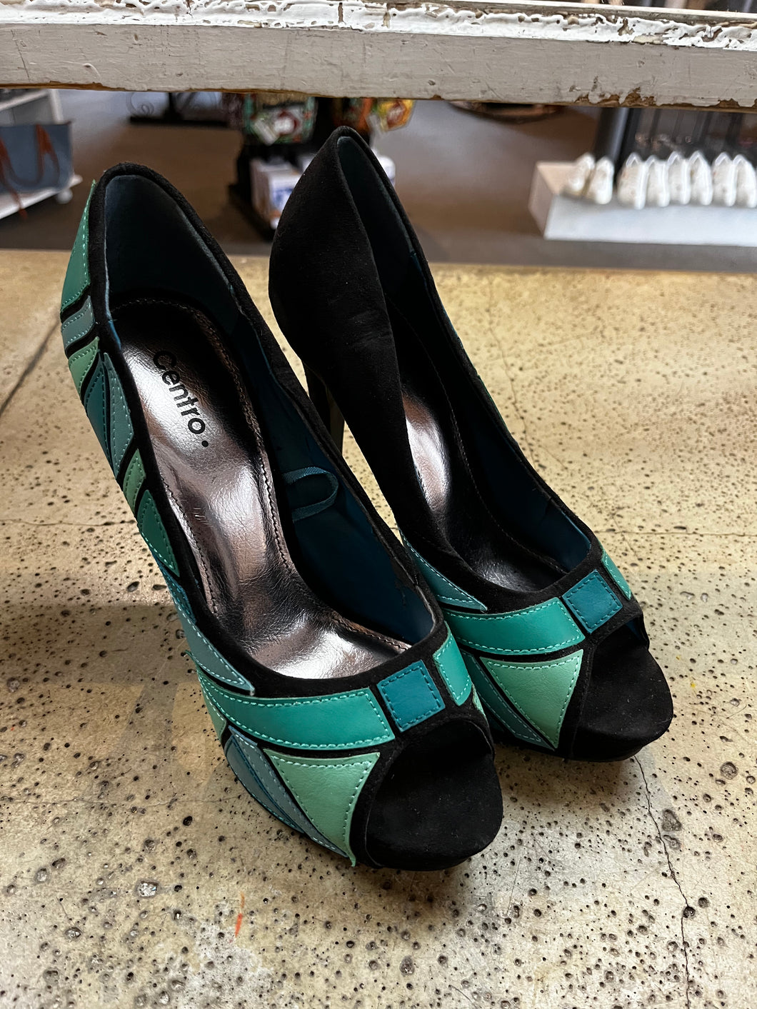 Centro Platform Heels (Size 7)