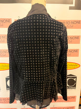 Cargar imagen en el visor de la galería, Cupio Black Ruffle Front Jacket (Size S)
