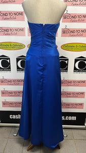 David's Bridal Gown (Size 6)