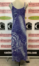 Cargar imagen en el visor de la galería, Reversible Dress with Shrug (Animal Print)
