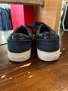 Guess Gabey Low Top Sneakers (Size 9)