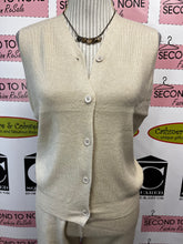 Load image into Gallery viewer, Lounge Vest (2 Colours)
