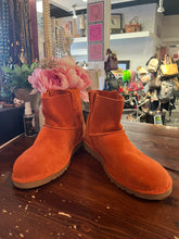 Load image into Gallery viewer, UGG Unlined Mini Perf Orange Boots (Size 10)
