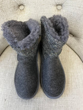 Load image into Gallery viewer, NWT BearPaw Wool Boots (Size 7)
