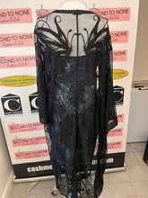 Charger l'image dans la galerie, Black Sheer Cover-Up (One Size)
