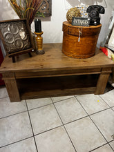 Cargar imagen en el visor de la galería, Wooden Coffee Table
