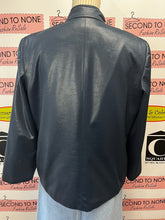 Cargar imagen en el visor de la galería, Lana Lee Petite Canadian Made Navy Jacket (Size L/XL)

