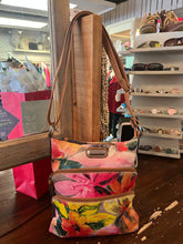 Cargar imagen en el visor de la galería, Painted Floral Crossbody Purse
