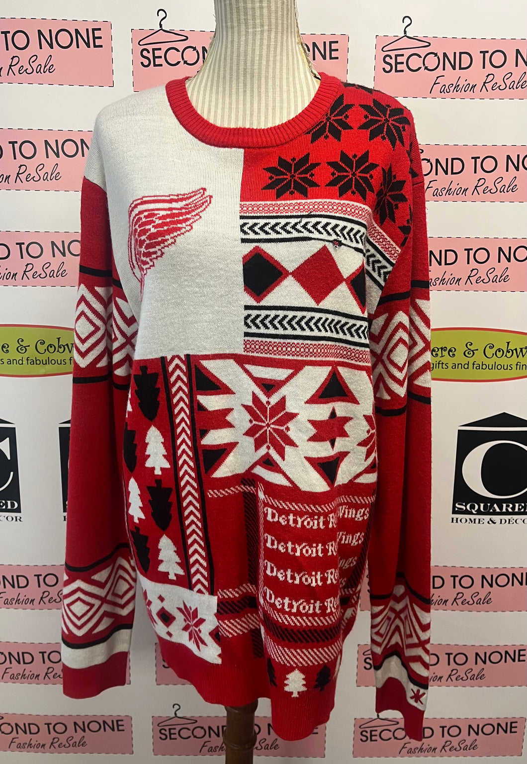 Detroit Red Wings Men's Christmas Sweater (Size XXL)