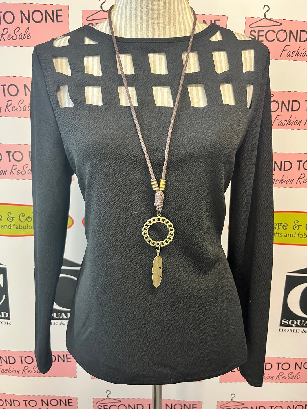 Black Cut Out Top (Size XL)