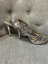 Load image into Gallery viewer, Silver Sequin Heels (Size 7.5)
