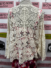 Charger l'image dans la galerie, Crochet Tie Front Shawl (One Size)
