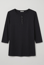 Cargar imagen en el visor de la galería, 3/4 Sleeve Five-Button Henley Top (2 Colors)
