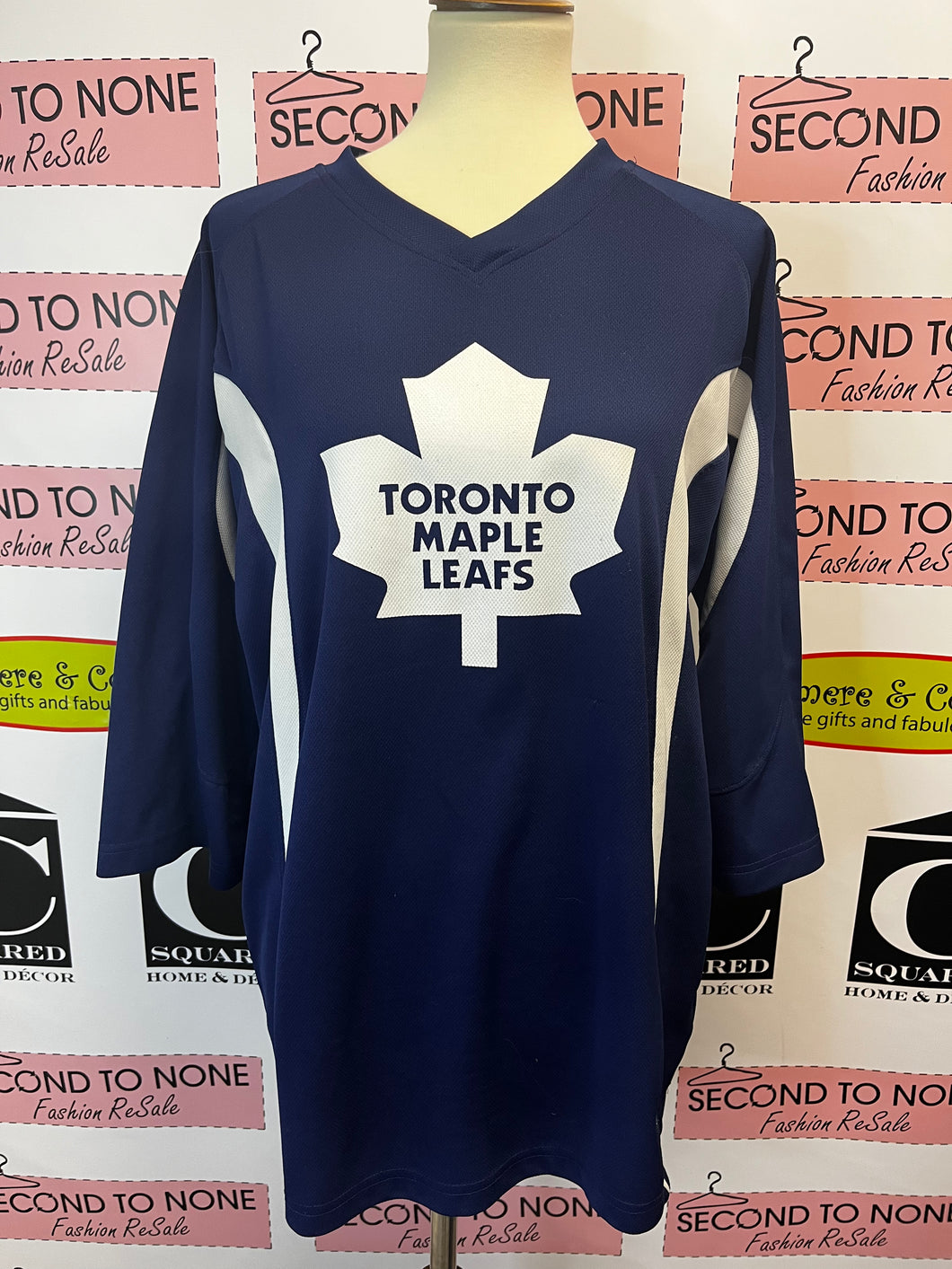 Toronto Maple Leafs Top (Size L)