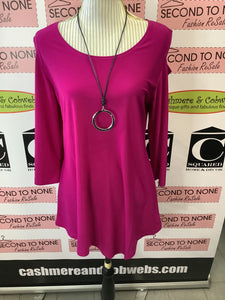 NWT Cold Shoulder Top (Size M)