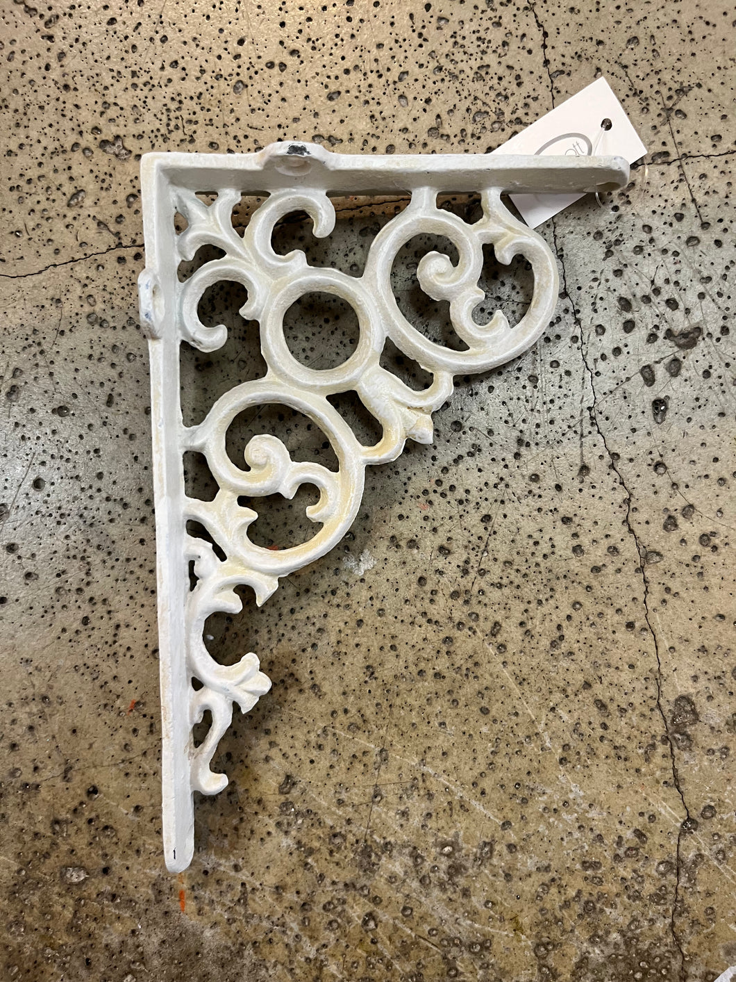 Ivory Cast Iron Scroll Bracket