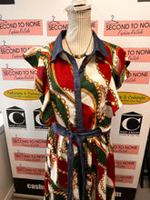 Charger l'image dans la galerie, NWT Sleeveless Chanel-Inspired Maxi-Dress (Size 2XL)
