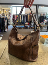 Cargar imagen en el visor de la galería, Brown Large Shoulder Bag
