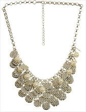 Cargar imagen en el visor de la galería, Metal &amp; Pearl Chunky Necklace (2 Colours)
