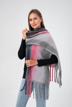 Cargar imagen en el visor de la galería, Pink Gradient Blanket Scarf(Only 1 Left!)
