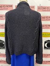 Cargar imagen en el visor de la galería, Handmade Chunky Knit Sweater (Size L)
