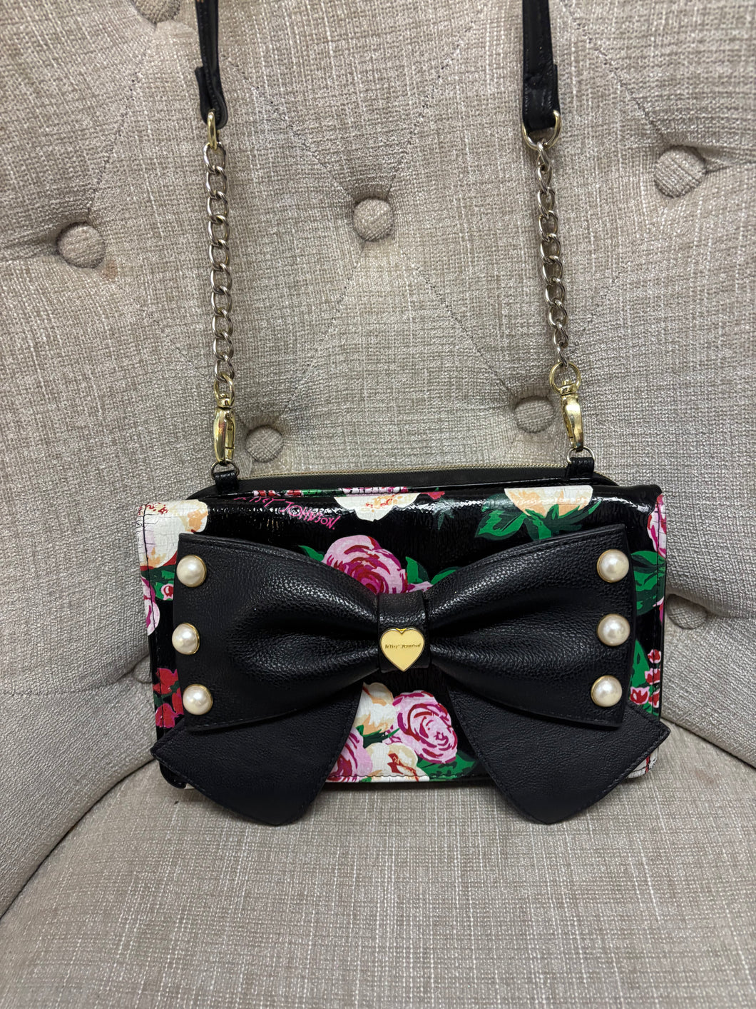 Betsy Johnson Bow Crossbody